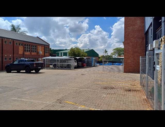 INDUSTRIAL PROPERTY TO RENT IN ROOIHUISKRAAL
